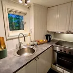 Exclusive And Cosy! Sea And Mountian View - Superfast Wifi, Washer And Included Apartament