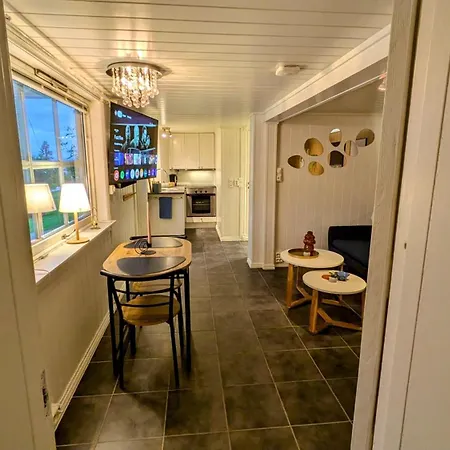 Leilighet Exclusive And Cosy! Sea And Mountian View - Superfast Wifi, Washer And Included *