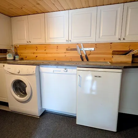Exclusive And Cosy! Sea And Mountian View - Superfast Wifi, Washer And Included Appartamento Sortland