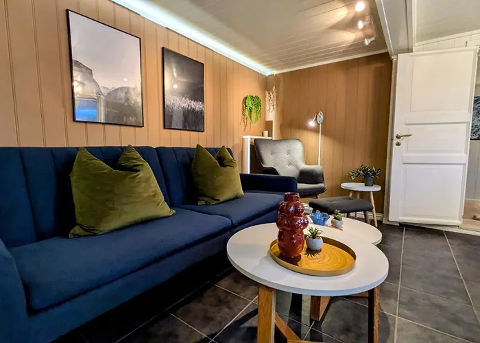 Exclusive And Cosy! Sea And Mountian View - Superfast Wifi, Washer And Included * Сортланн