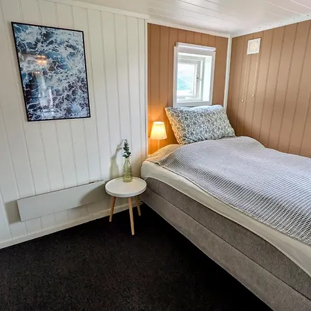 Exclusive And Cosy! Sea And Mountian View - Superfast Wifi, Washer And Included Apartamento
